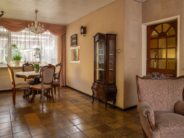 Smalweer 1, Hardinxveld-Giessendam