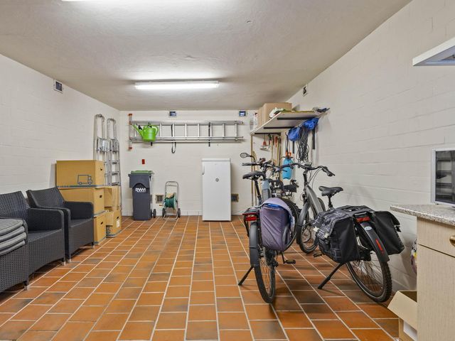 Hendrik van Leyenstraat 19, Born