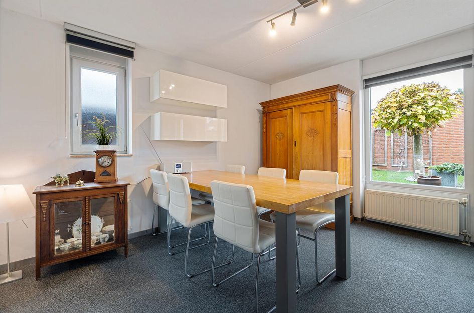 Deken Lendersstraat 31