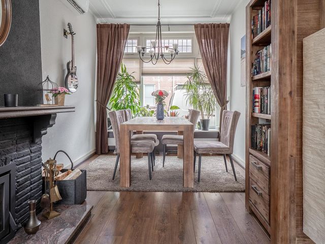 Gronausevoetpad 18, Enschede