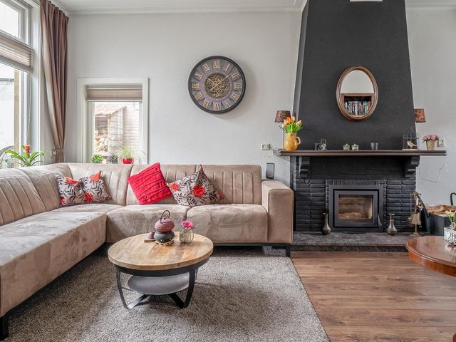 Gronausevoetpad 18, Enschede