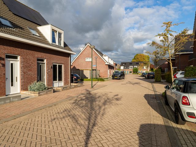 Bollenhoef 20, Eethen