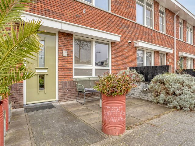 Stadhouderslaan 90, Zoeterwoude