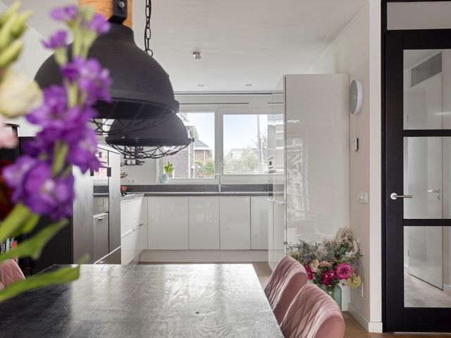 Stadhouderslaan 90, Zoeterwoude