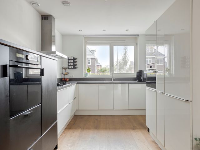 Stadhouderslaan 90, Zoeterwoude