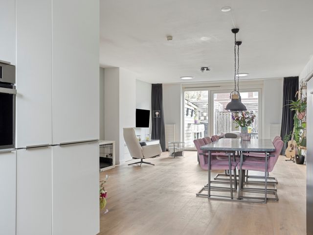 Stadhouderslaan 90, Zoeterwoude