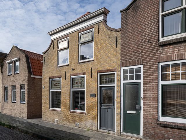 Nieuwstraat 31, Oude-Tonge