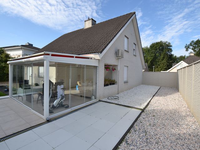 Dokter Limpensstraat 13, Kerkrade