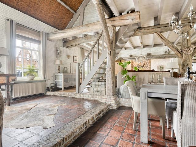 Burgemeester van Gilsestraat 1, Baarle-Nassau