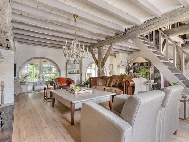 Burgemeester van Gilsestraat 1, Baarle-Nassau