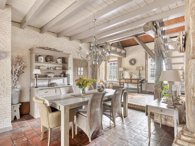 Burgemeester van Gilsestraat 1, Baarle-Nassau