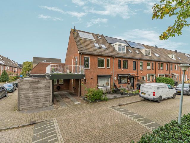 Peppengouw 38, Almere