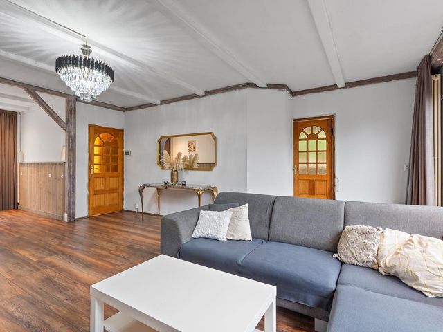 Peppengouw 38, Almere