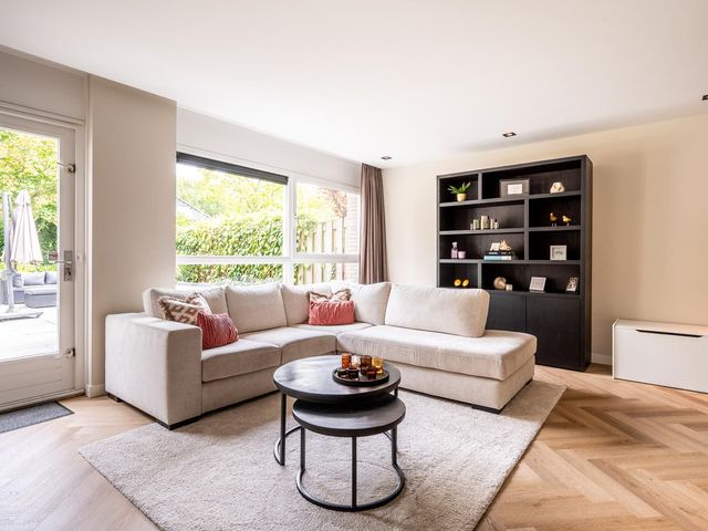 Woldbergstraat 1, Almere