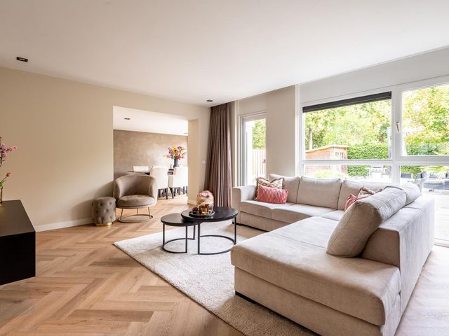 Woldbergstraat 1, Almere