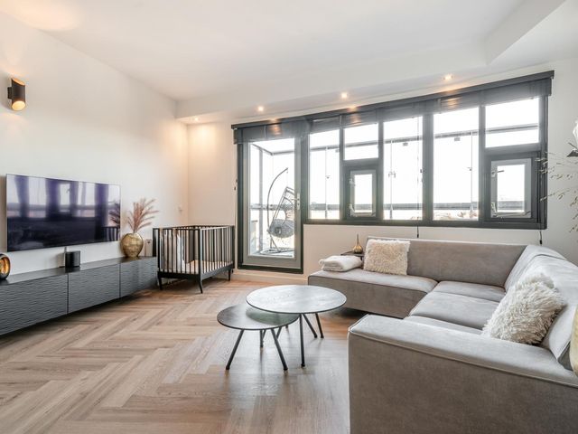 Louis Armstrongweg 60D, Almere