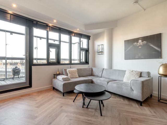 Louis Armstrongweg 60D, Almere