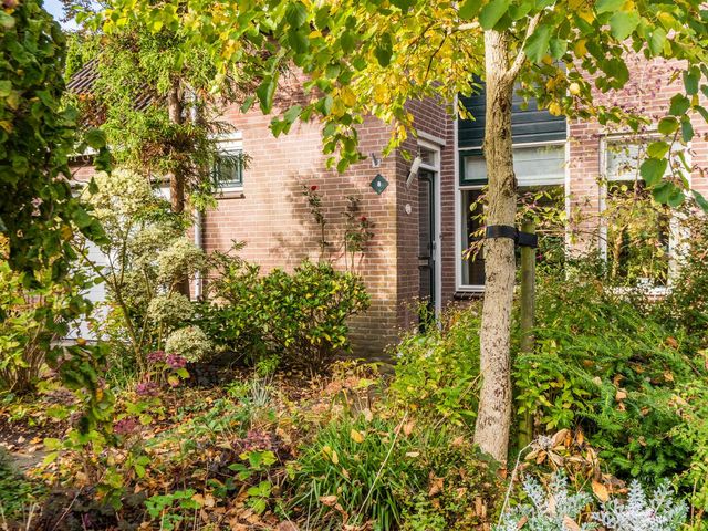 Rietgors 8, Venhuizen