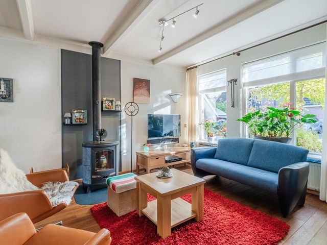 Rietgors 8, Venhuizen