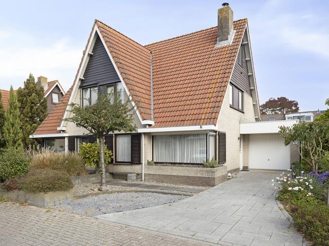 Koolzaadveld 15, Bergschenhoek