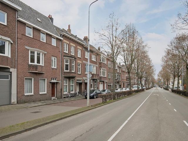 Sint Annalaan 48, Maastricht