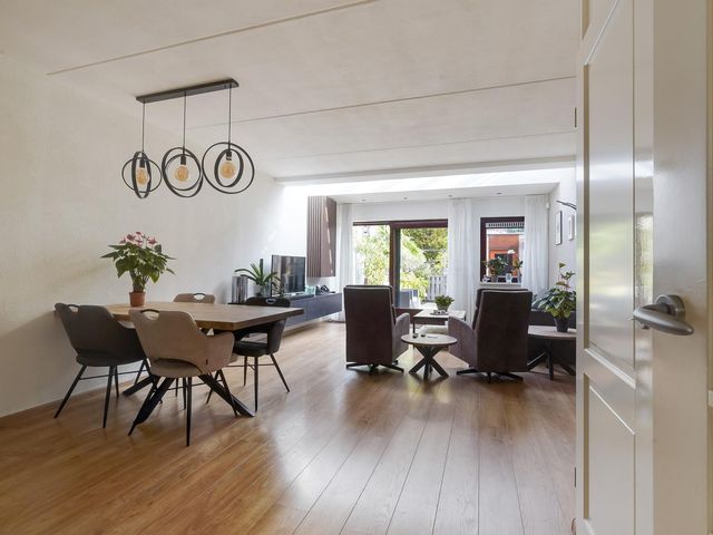 Diepenburchstraat 20a, Maasland