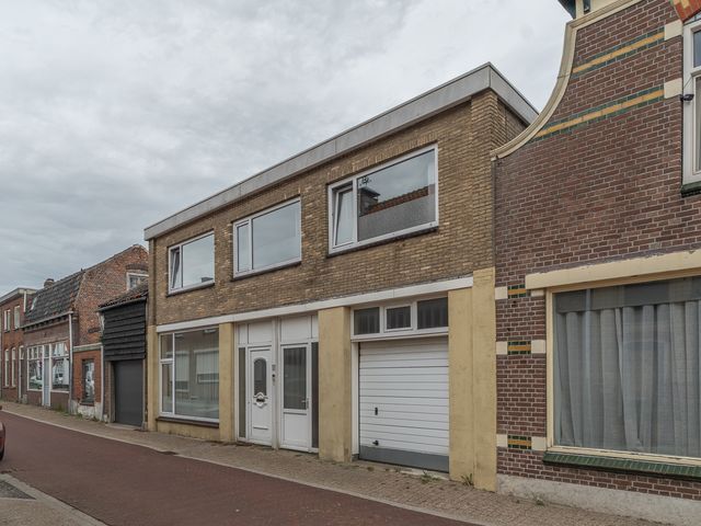 Kanaalstraat 11, Hansweert