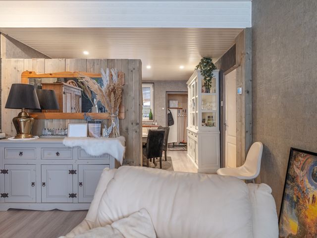 Kanaalstraat 11, Hansweert