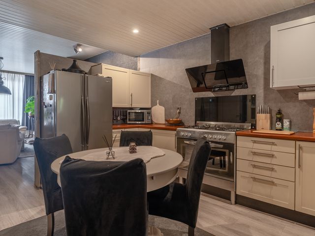 Kanaalstraat 11, Hansweert