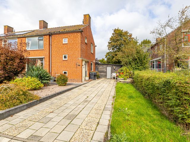 Mr Van Roijenstraat 9, Onderdendam