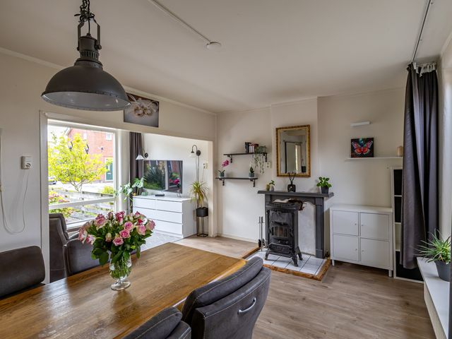 Mr Van Roijenstraat 9, Onderdendam