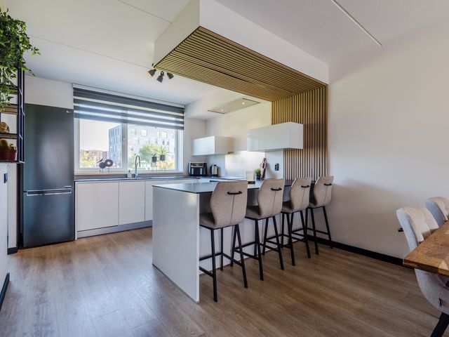 Wimpelplantsoen 227, Almere