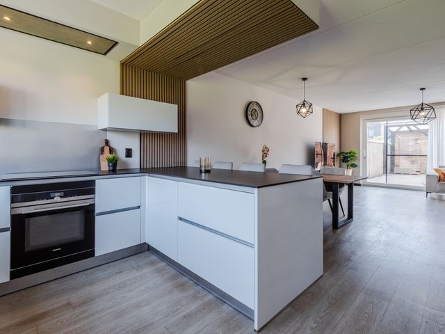 Wimpelplantsoen 227, Almere