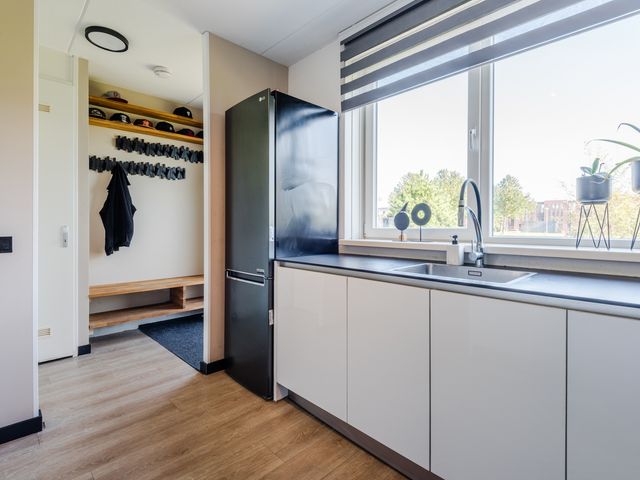 Wimpelplantsoen 227, Almere