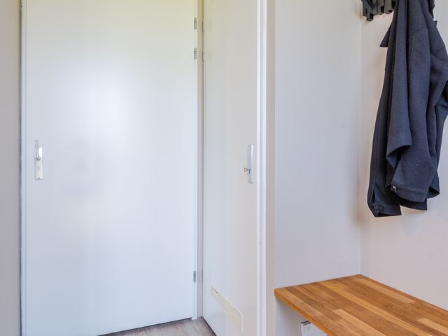 Wimpelplantsoen 227, Almere