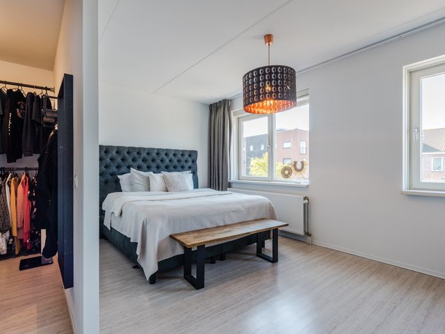 Wimpelplantsoen 227, Almere