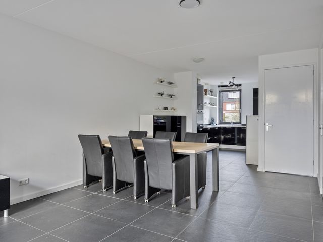 Martien Coppensstraat 8, Waalwijk