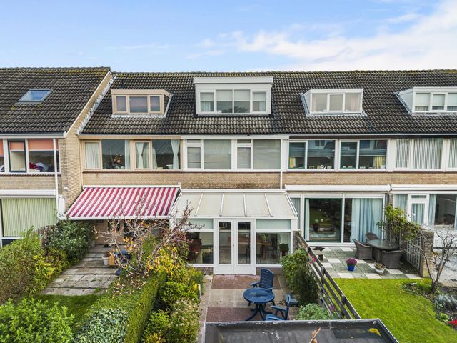 Beukenrode 17, Voorhout