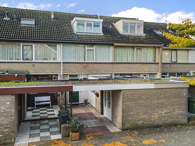 Beukenrode 17, Voorhout