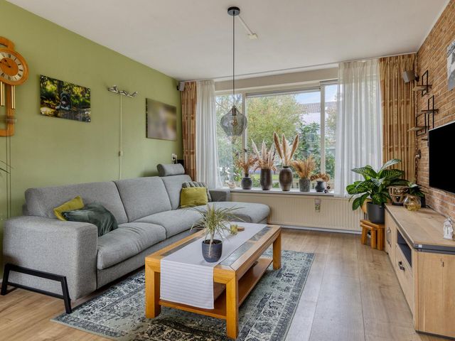 Nicolaas van Puttenstraat 6, Goudswaard