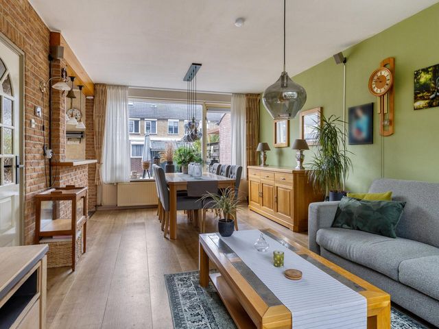 Nicolaas van Puttenstraat 6, Goudswaard