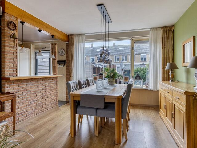 Nicolaas van Puttenstraat 6, Goudswaard