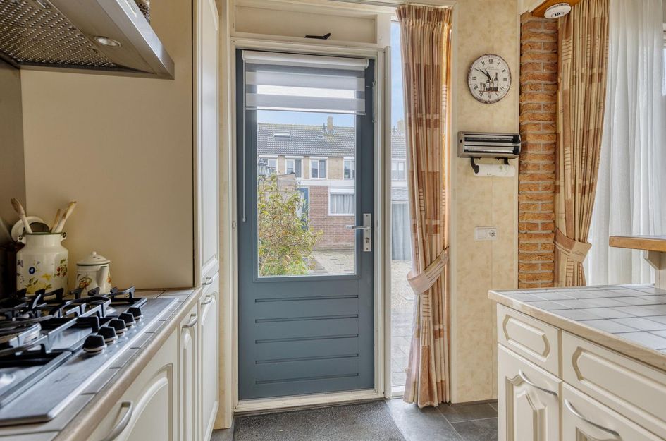 Nicolaas van Puttenstraat 6