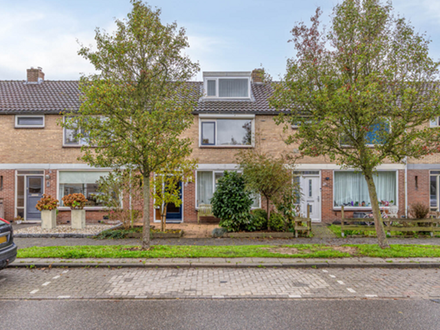 Nicolaas van Puttenstraat 6, Goudswaard