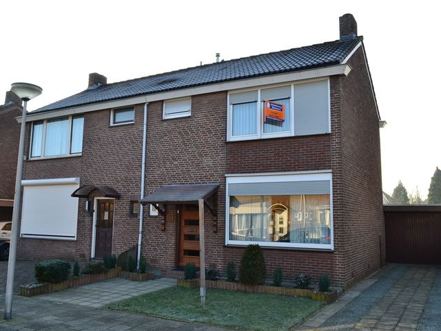 Sint Gerlachstraat 18, Hoensbroek