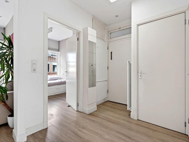 Sumatrastraat 11, 'S-Gravenhage