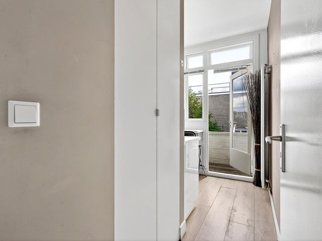 Sumatrastraat 11, 'S-Gravenhage