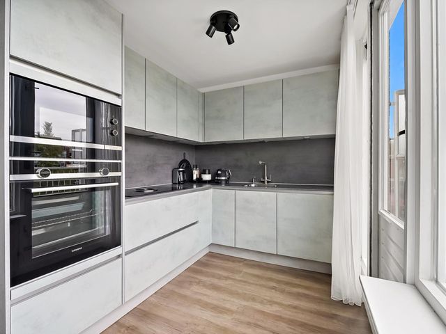 Schonebergerweg 118, Rotterdam