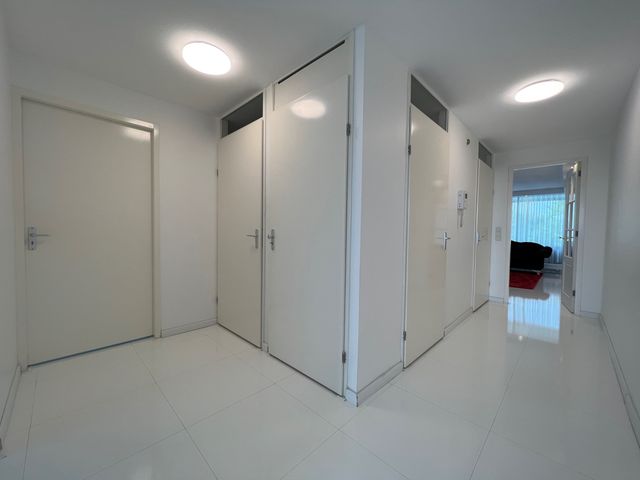 Laan op Zuid 736, Rotterdam