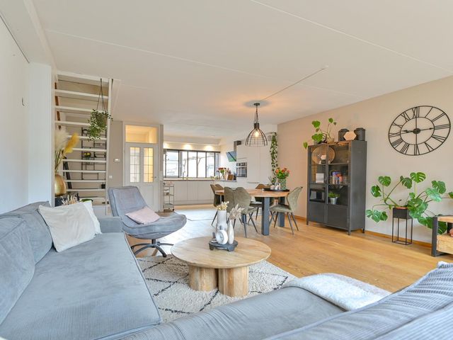 Tamboerlaan 91, Hoogeveen